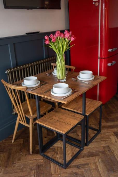 Unique Victorian Stable Conversion Halifax Exterior foto
